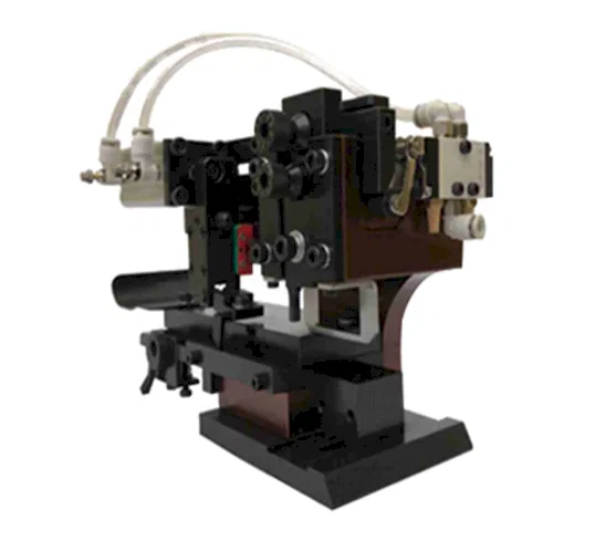 Khuôn Dập Ngang Khí Nén Cho Đầu Cos Rộng Chuyên Dụng