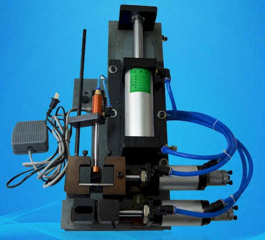 Máy Tuốt Dây Khí Nén Chính Xác Tiện Dụng WPM-310